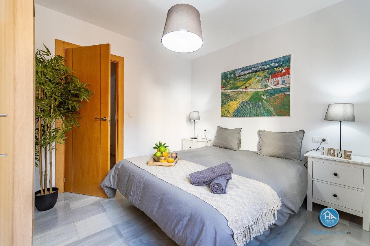 Premium Penthouse With Roof Terrace And Parking In Carlos Haya Malaga Exterior photo